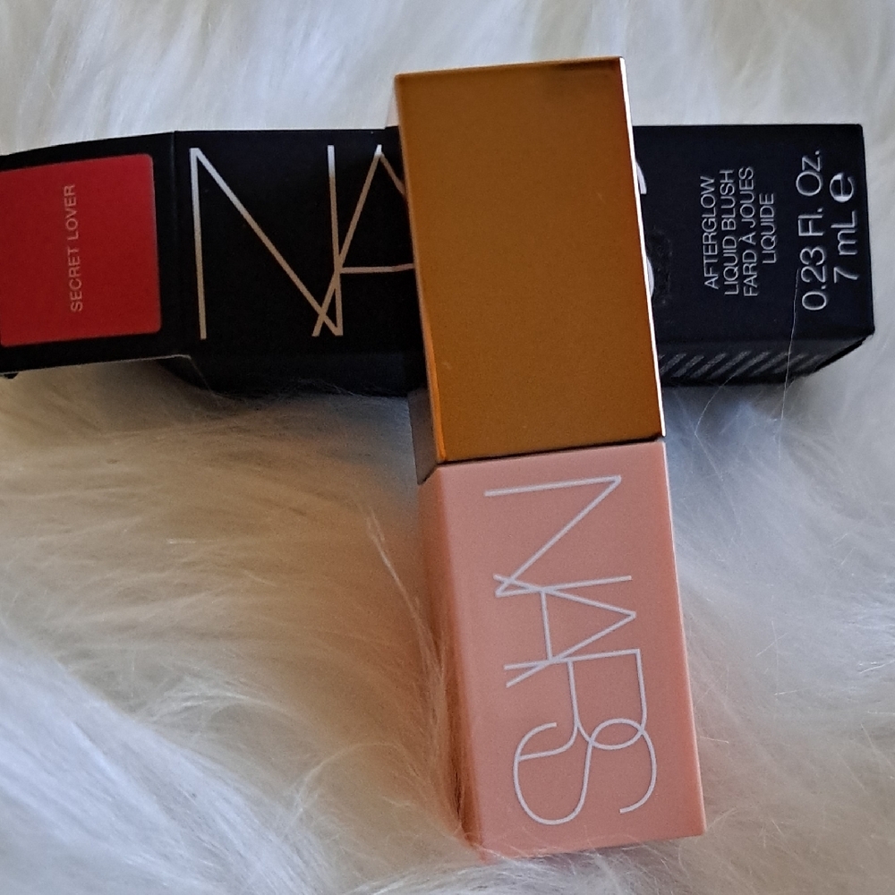 NARS Afterglow Lip Balm in Secret Lover